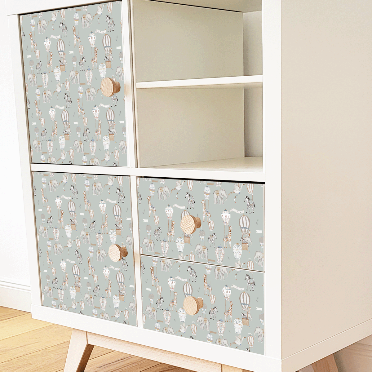 Furniture wrap - Balloon Animals