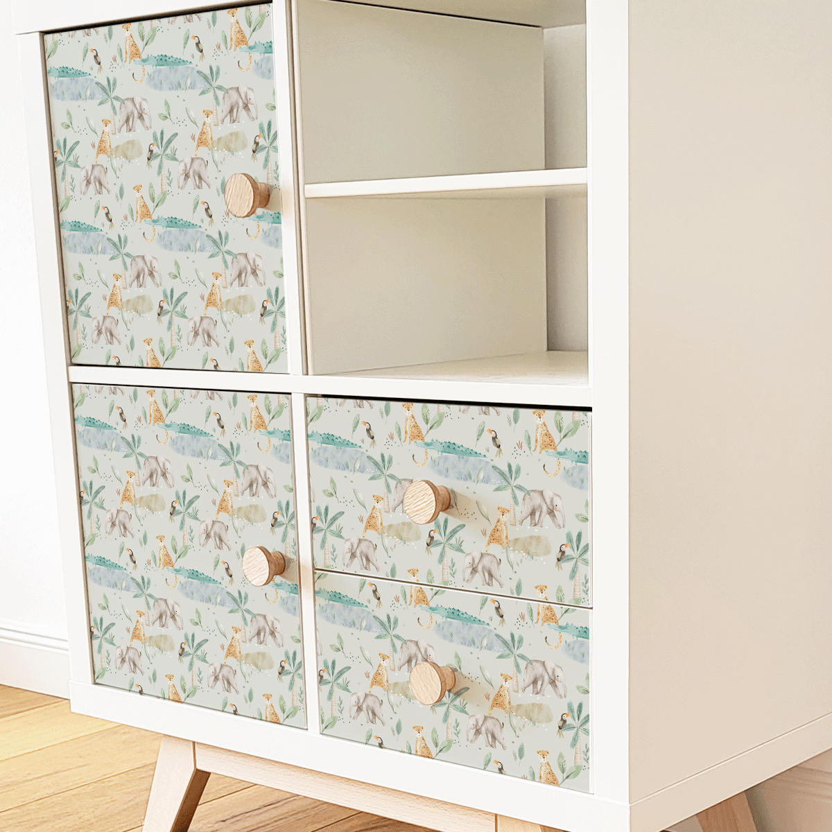 Furniture wrap - Rainforest Magic