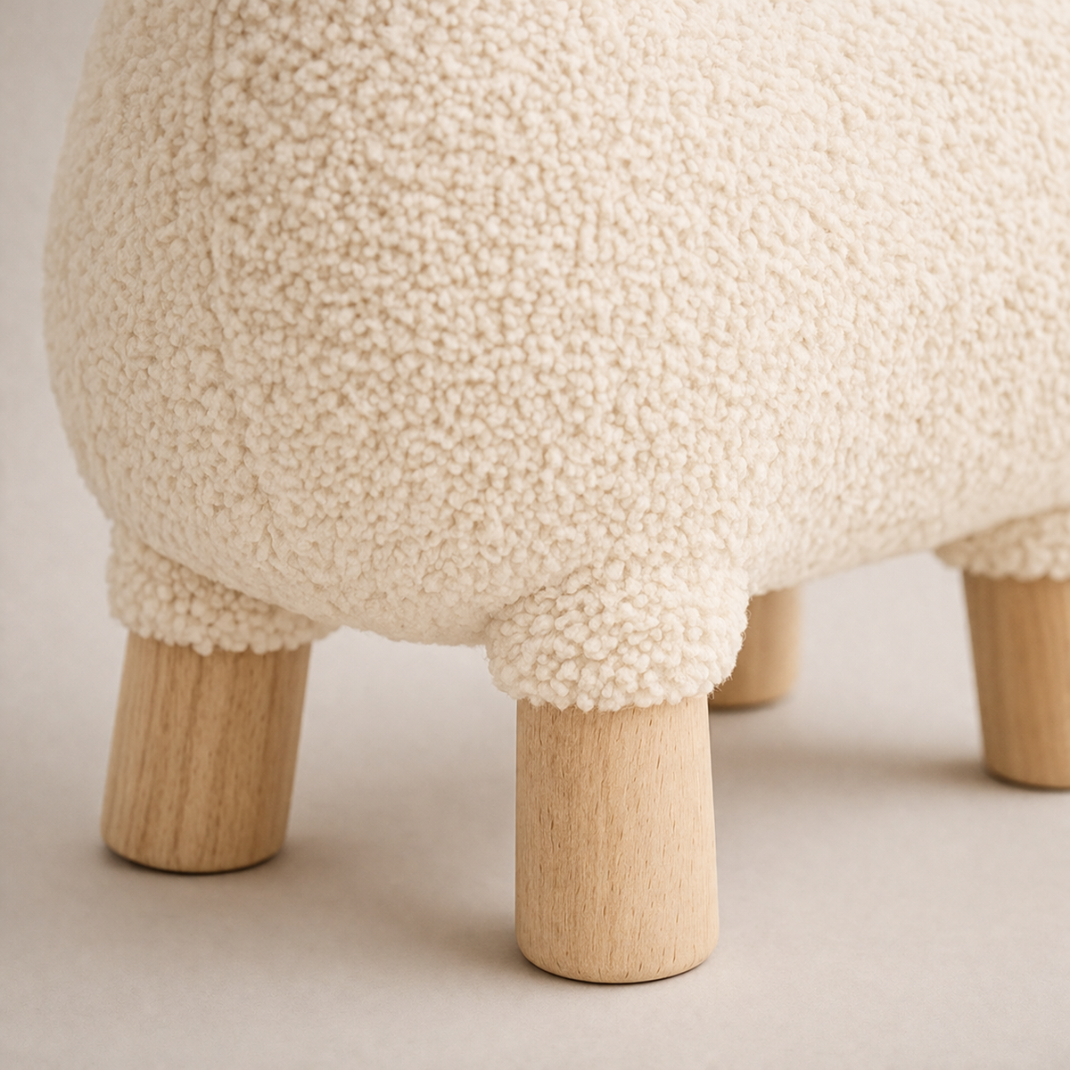 Alpaca Pouf in Lamb Wool